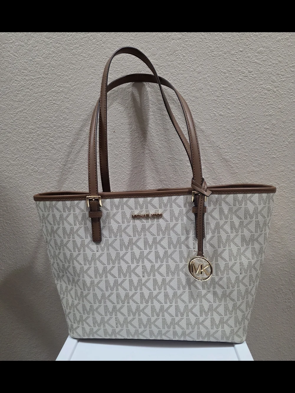Michael Kors Signature MK Logo Tote in Vanilla and Brown - Picture 1 of 7